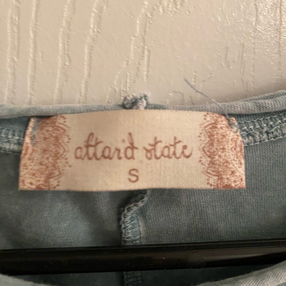 Top - Picture 3 of 3